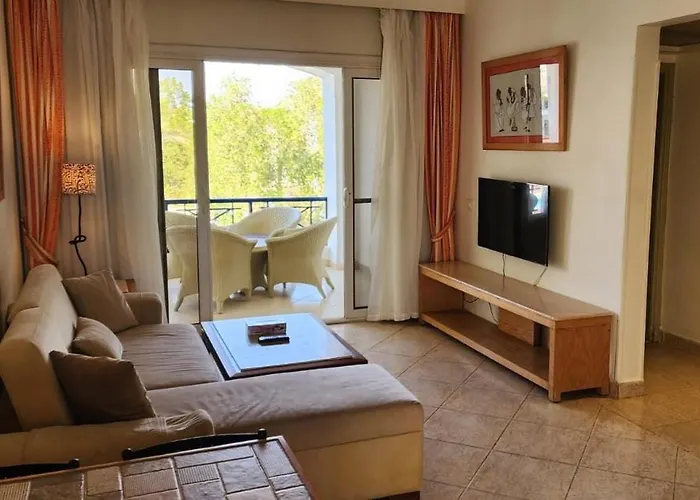 First Class At Naama Bay Appartments Aparthotel *
